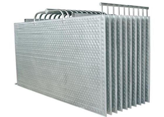Efisiensi Tinggi 12x2m Pelat Berlesung Panas Dengan Piring Bantal Timbul